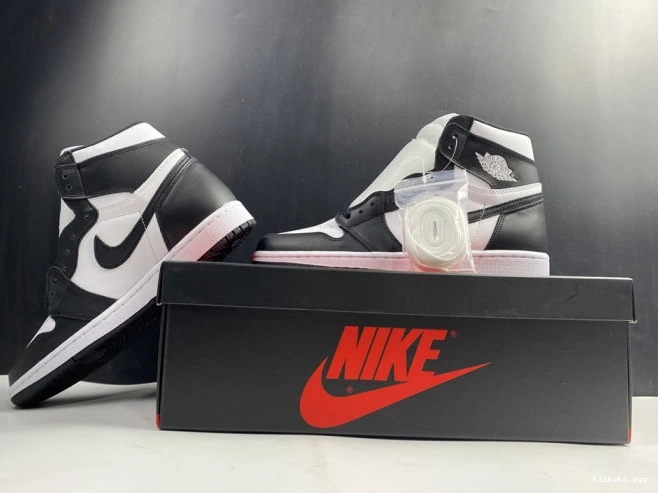 White (2014) 555088-010 Black Retro Air 1 Jordan 0806